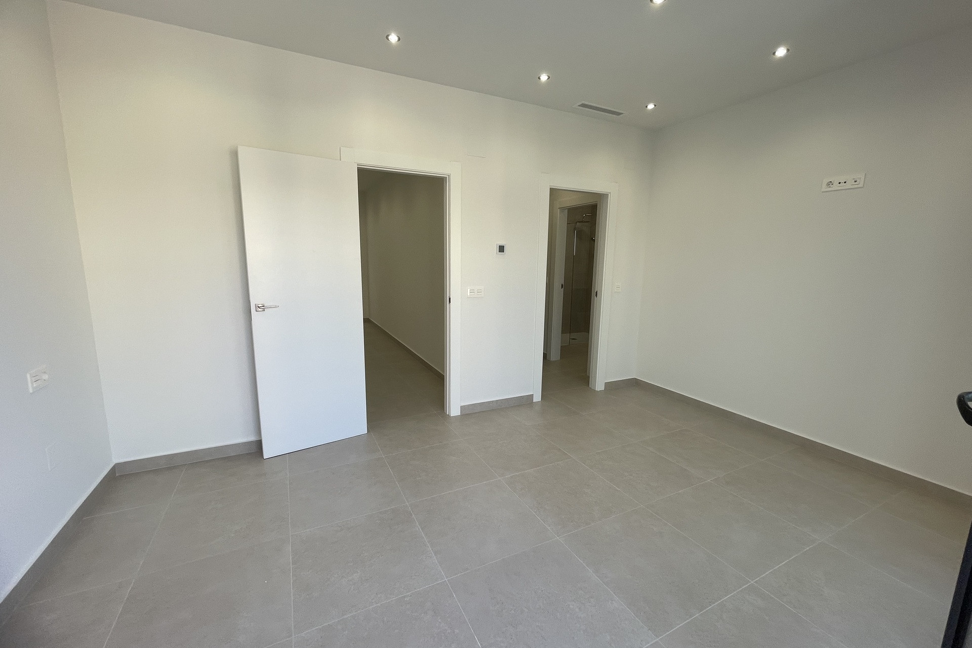 Nouvelle construction - detached -
Heredades