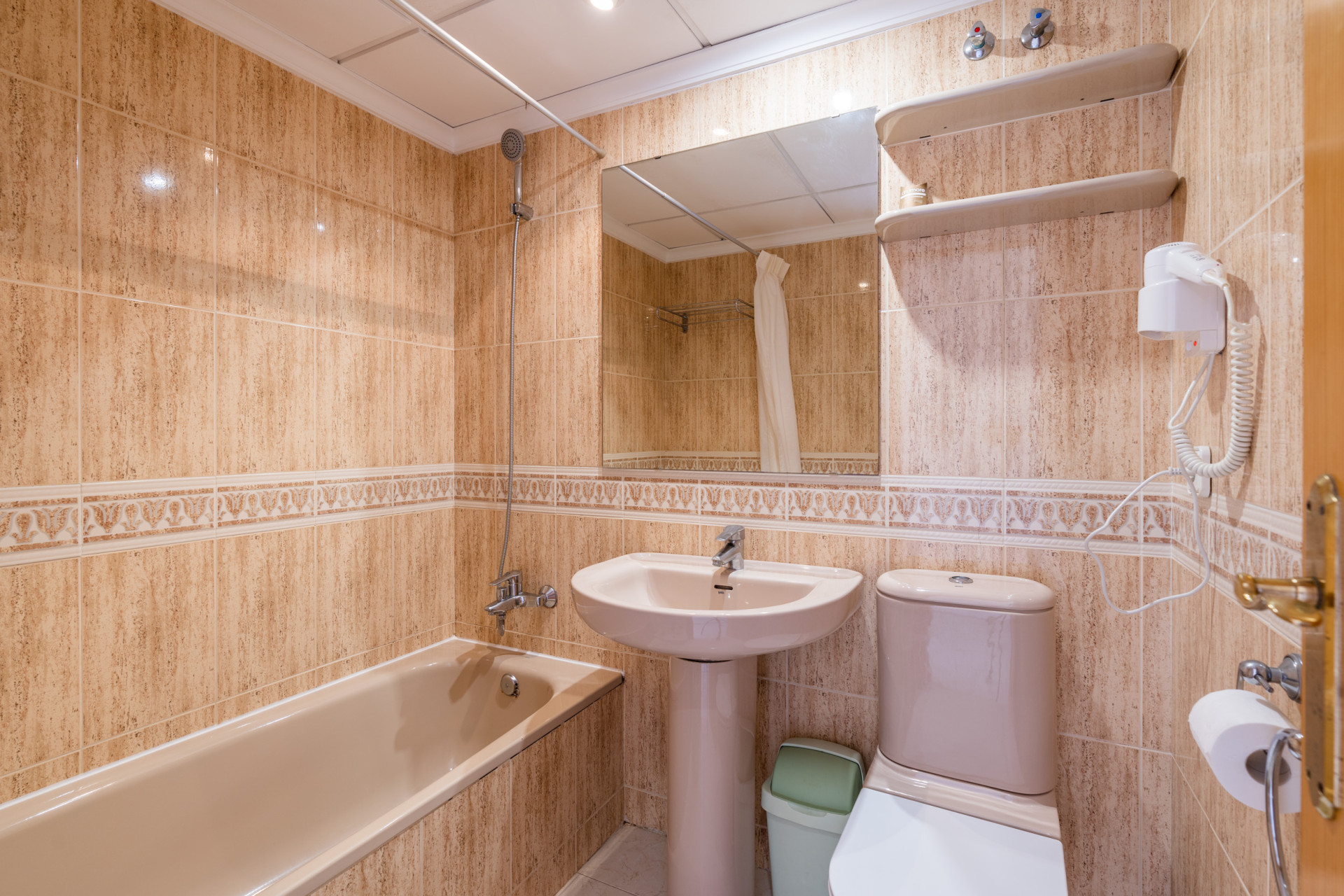 Nouvelle construction - high-bungalow -
Calpe