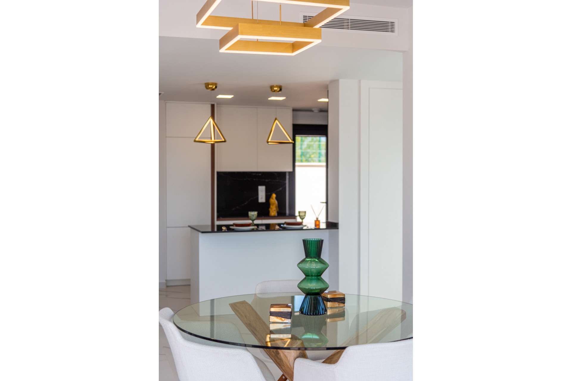 Nouvelle construction - low-bungalow -
San Miguel de Salinas