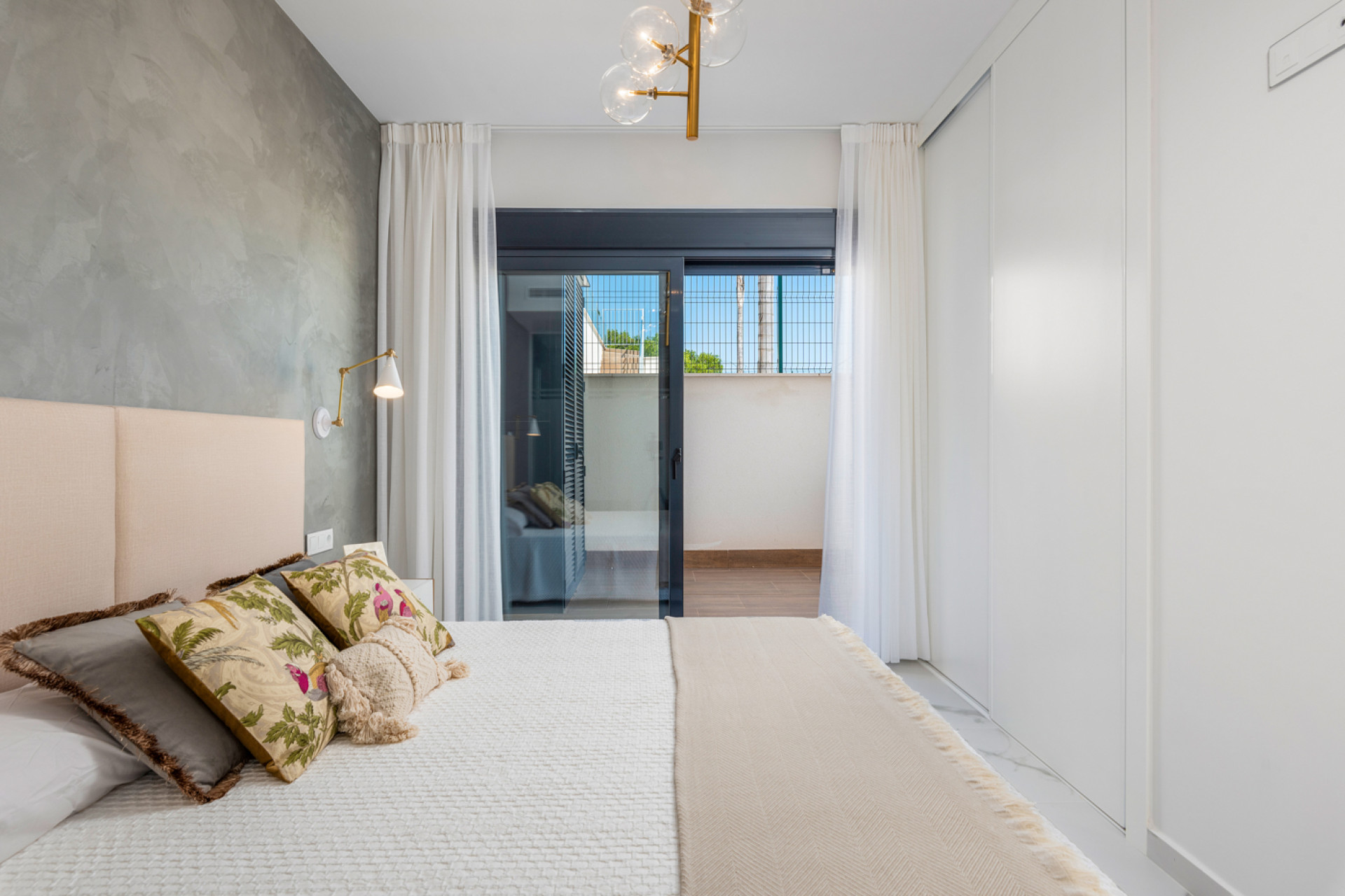 Nouvelle construction - low-bungalow -
San Miguel de Salinas