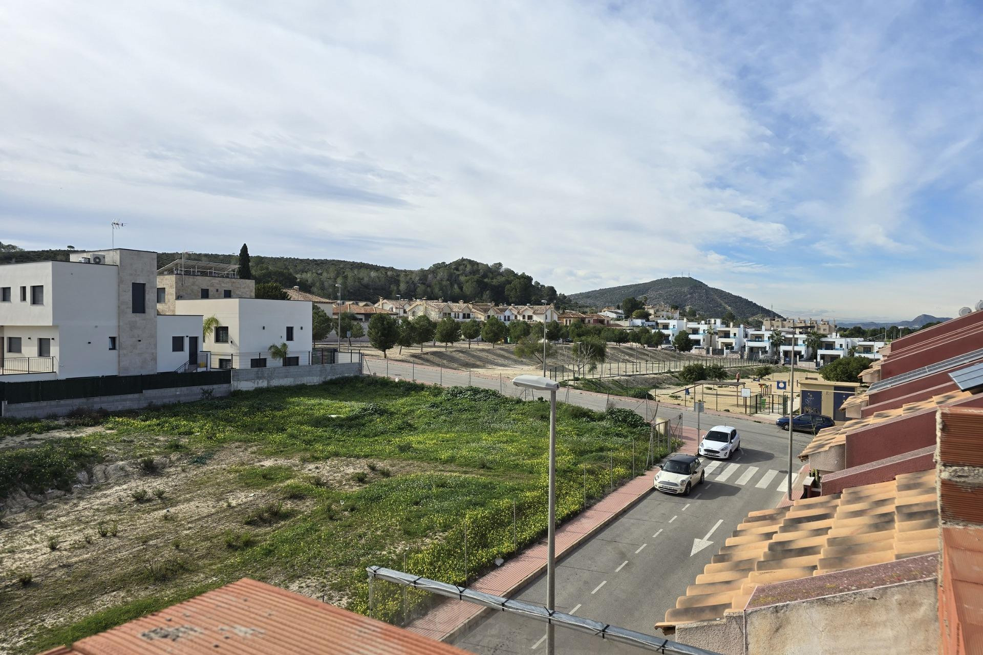 Nouvelle construction - Maison mitoyenne -
Bigastro - pueblo