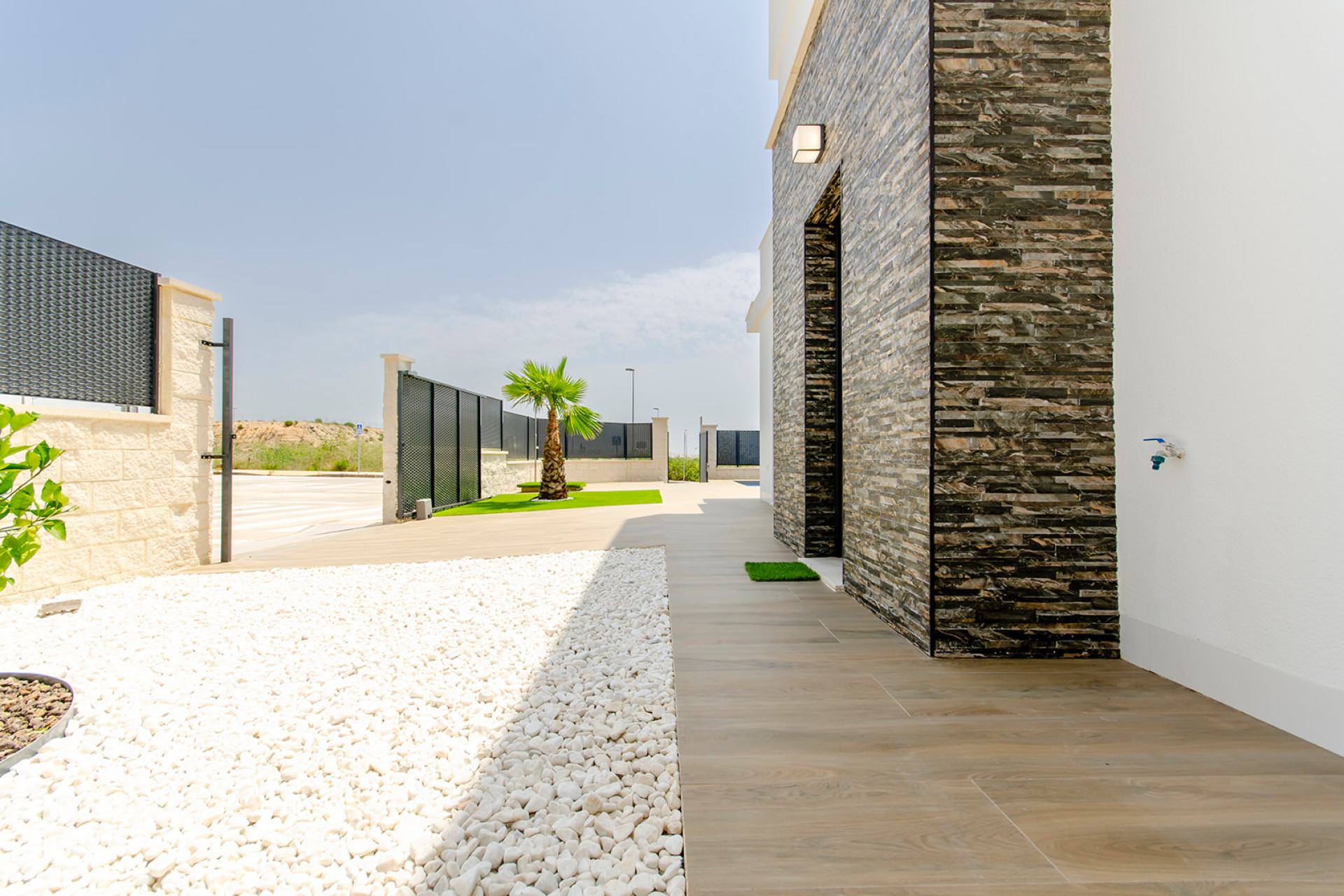 Nouvelle construction - Maison mitoyenne -
Entre Naranjos - Vistabella