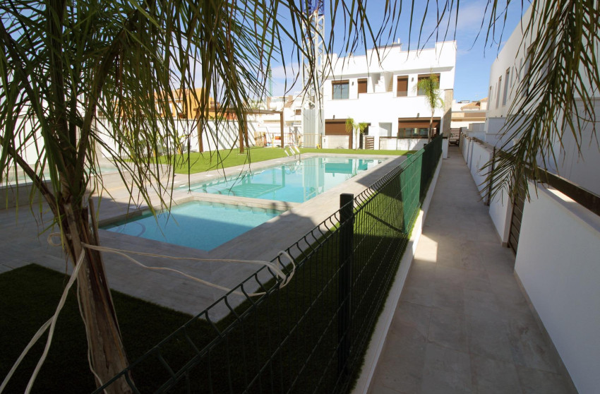 Nouvelle construction - Maison mitoyenne -
Pilar de la Horadada - parque Andromeda