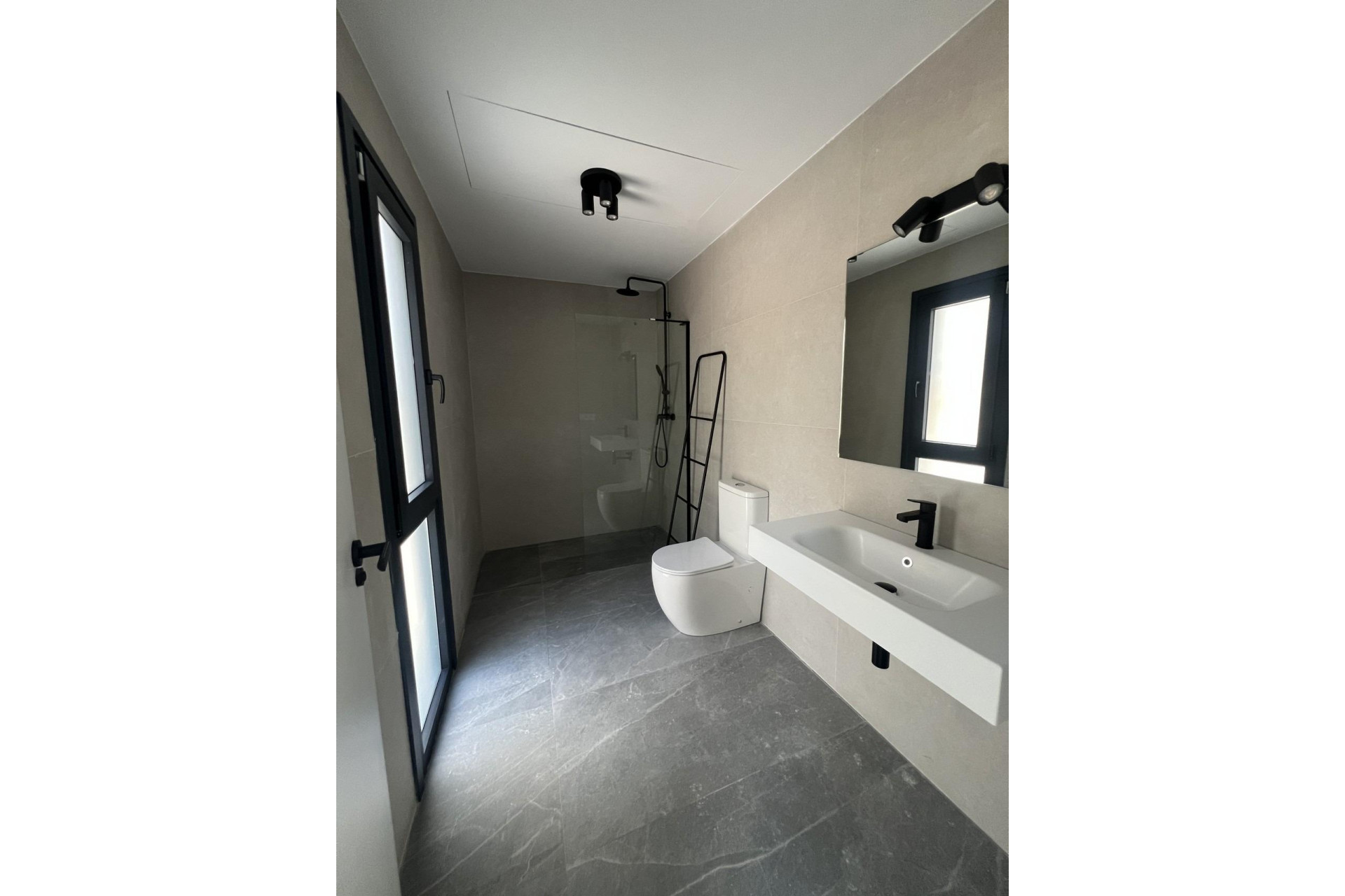 Nouvelle construction - Maison mitoyenne -
Polop - PAU1