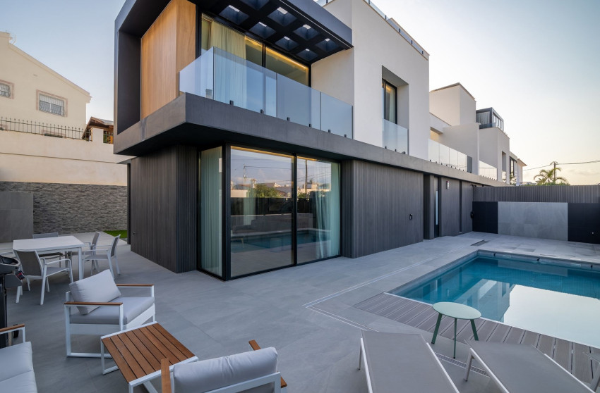 Nouvelle construction - Villa -
Alfas del Pí