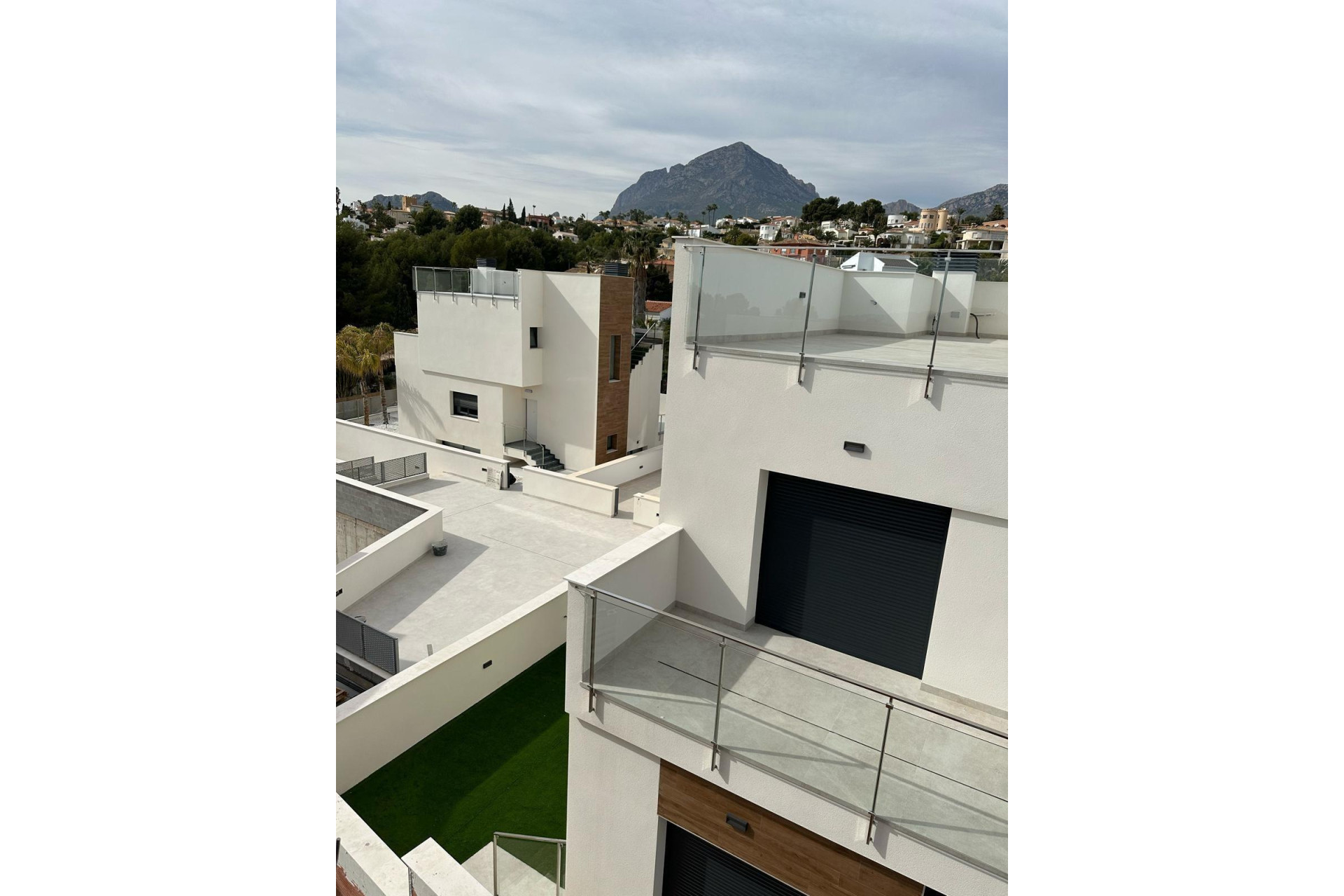Nouvelle construction - Villa -
La Nucía - Urb. Don Mar