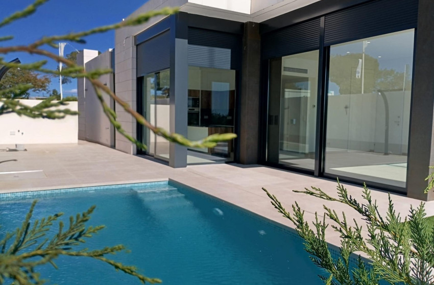 Nouvelle construction - Villa -
Pilar de la Horadada - Roda Golf