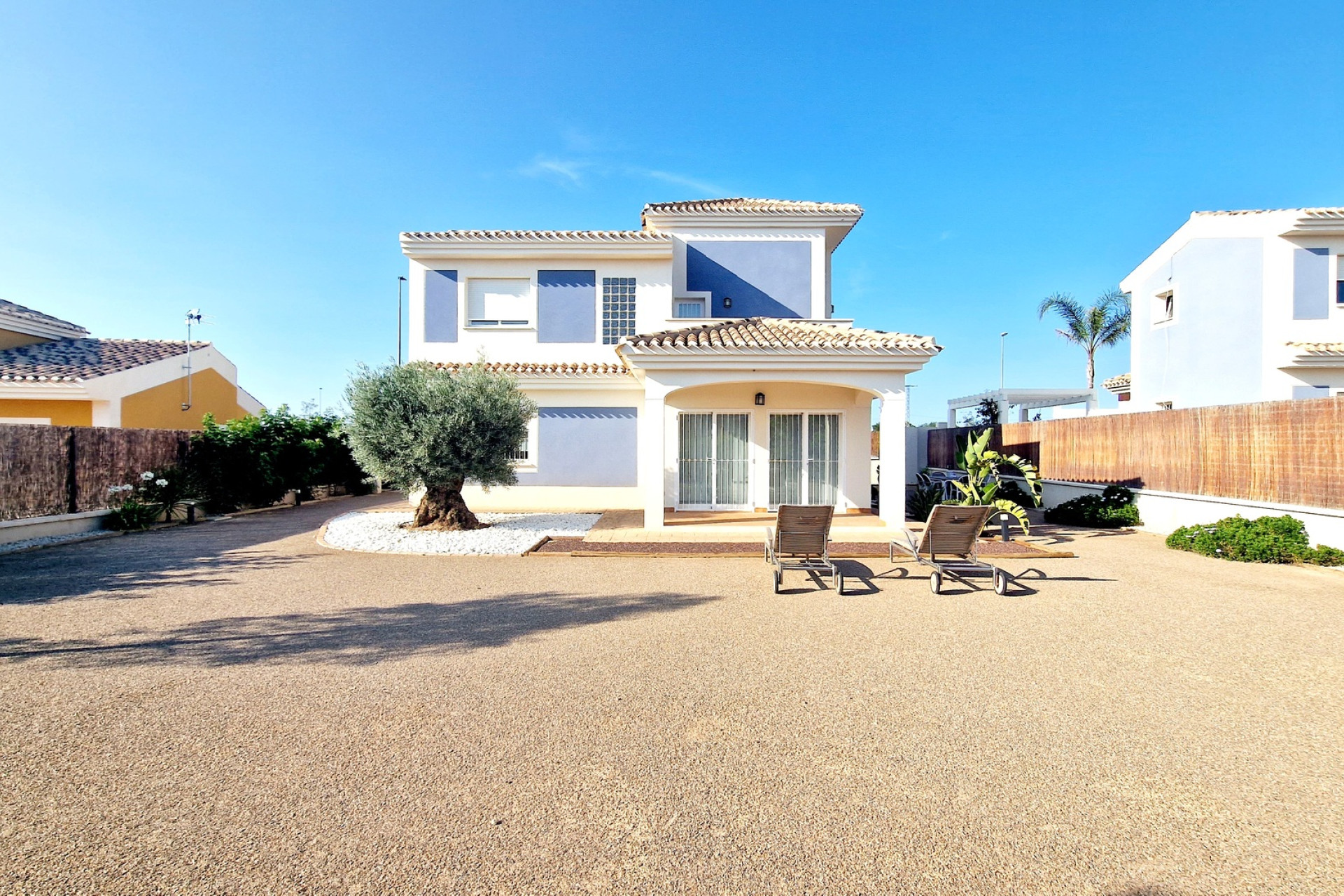 Nouvelle construction - Villa -
Purias