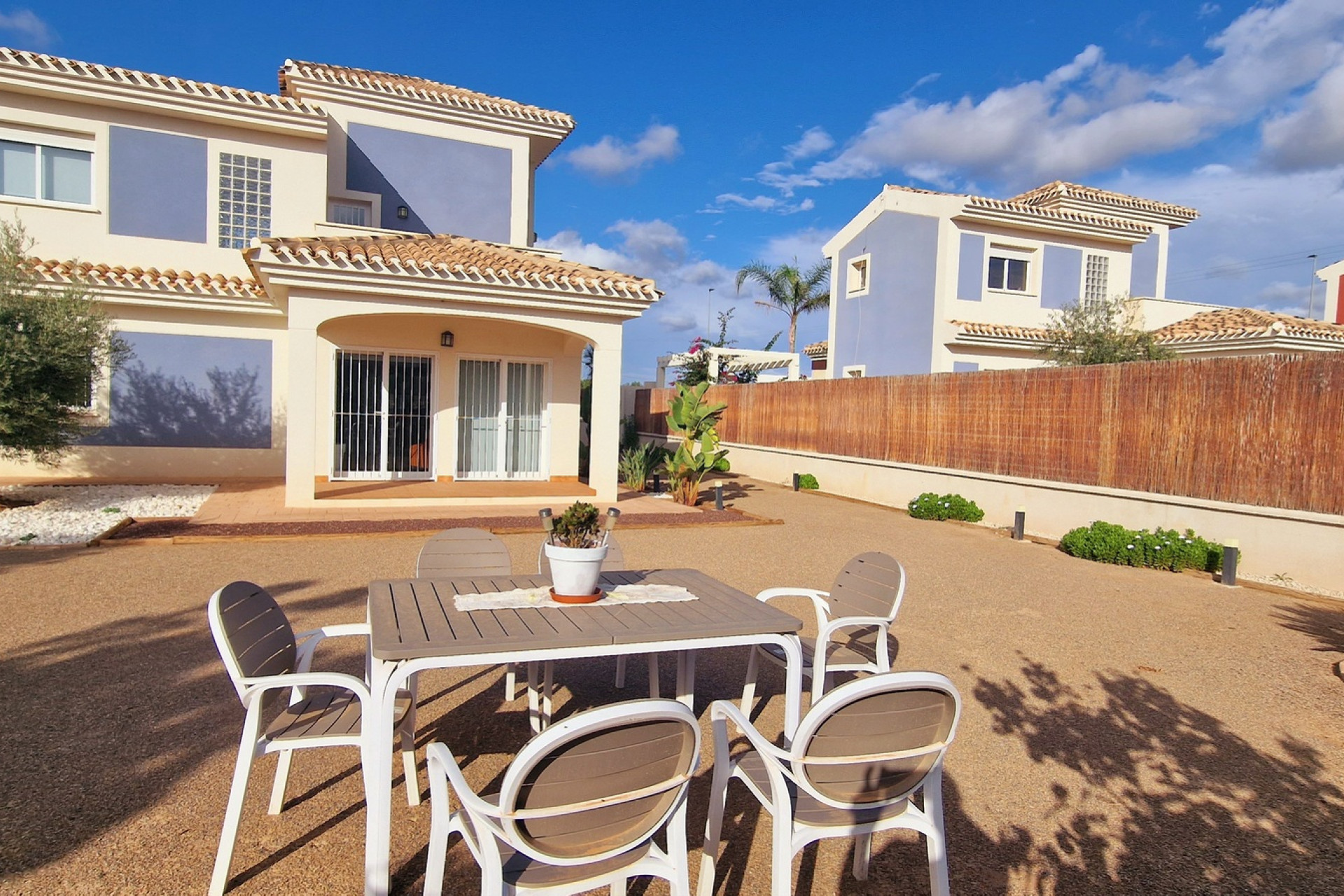 Nouvelle construction - Villa -
Purias