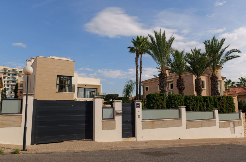 Nouvelle construction - Villa -
Torrevieja
