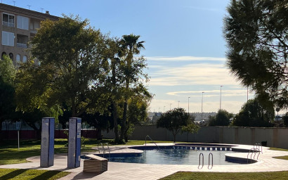 Plat - Herverkoop - Torrevieja - Centro