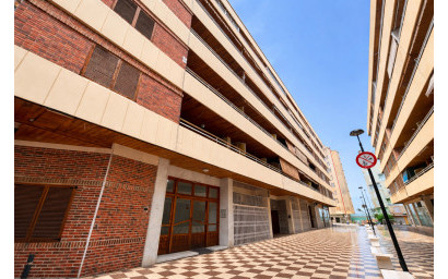 Plat - Herverkoop - Torrevieja - Torrevieja