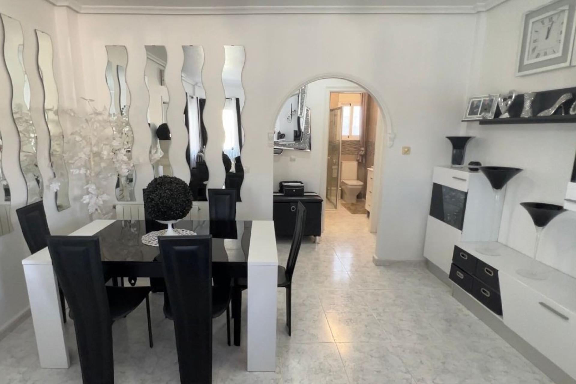 Resale - 4. House - Detached Villa -
Bigastro