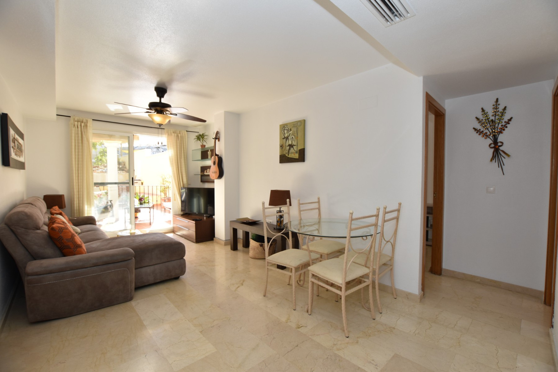 Resale - Apartment -
Algorfa