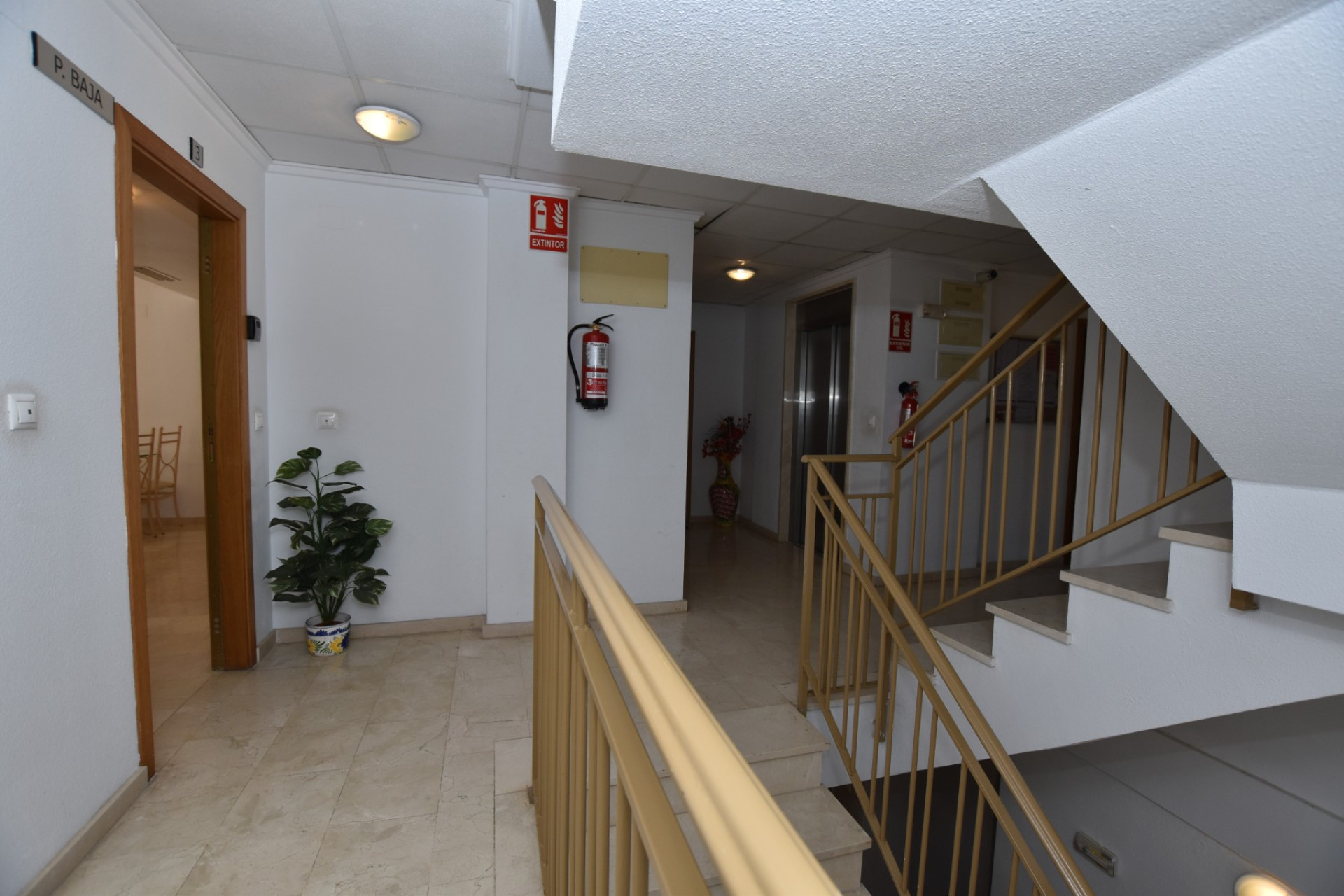 Resale - Apartment -
Algorfa