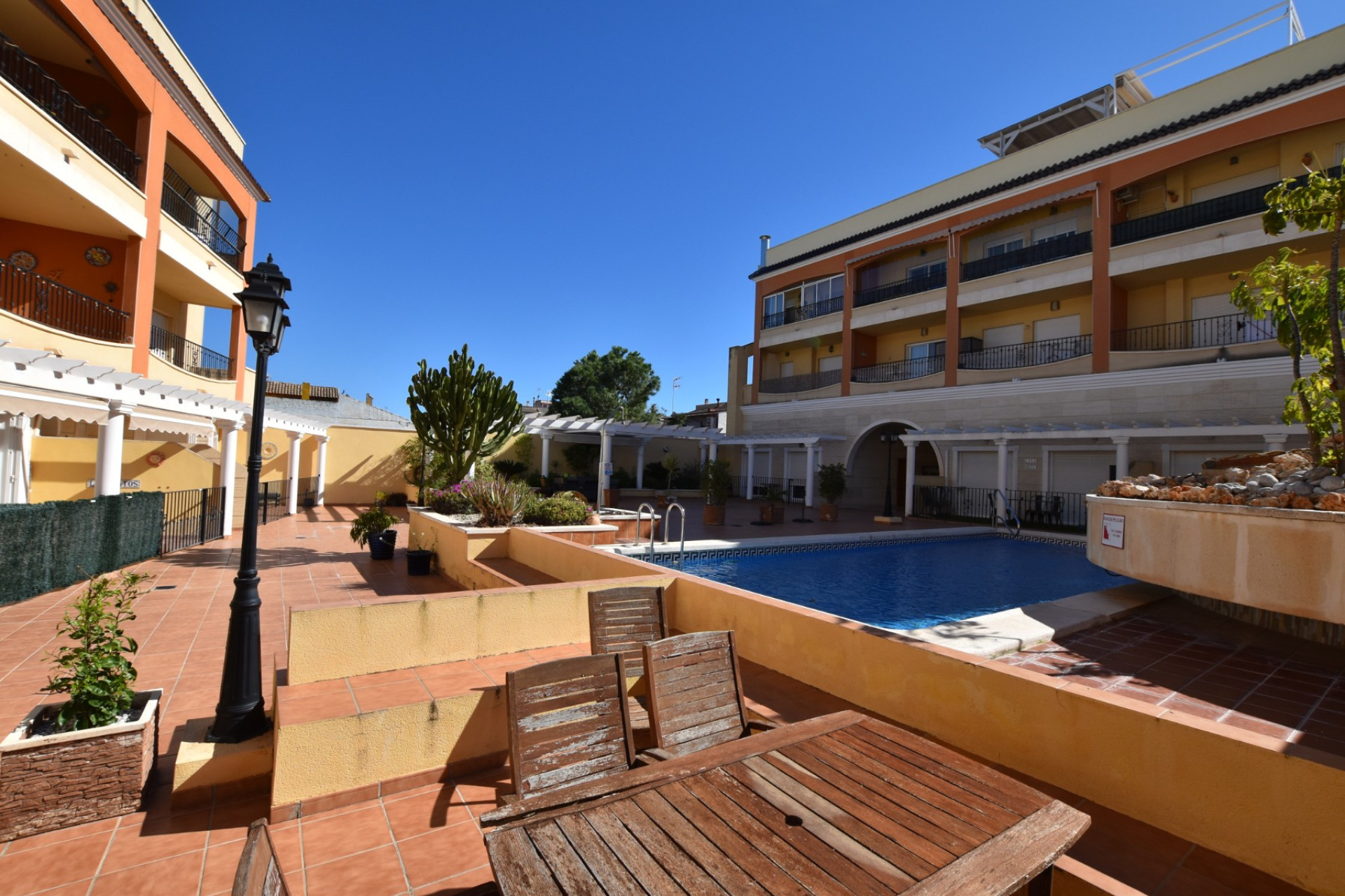 Resale - Apartment -
Algorfa