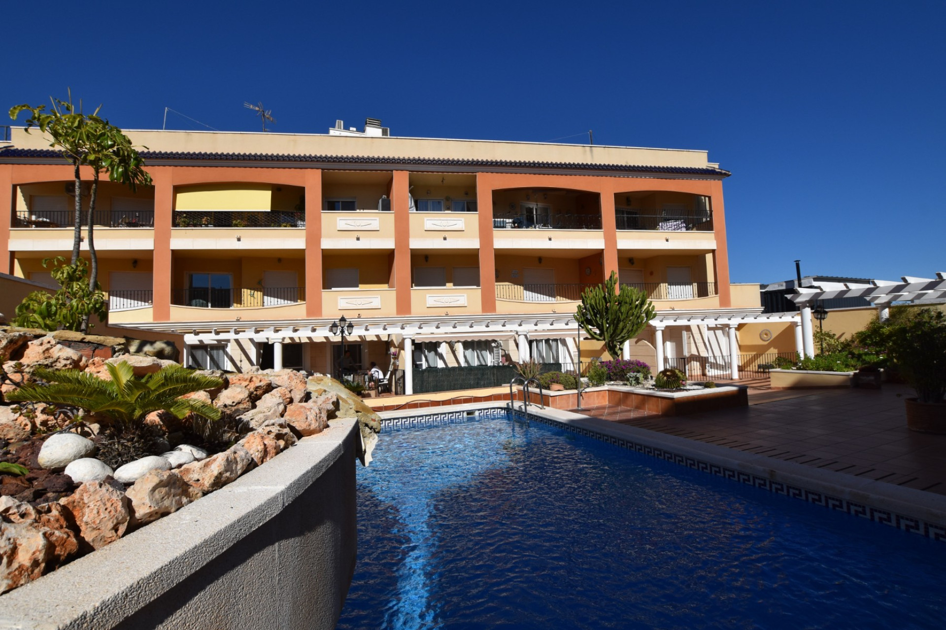 Resale - Apartment -
Algorfa