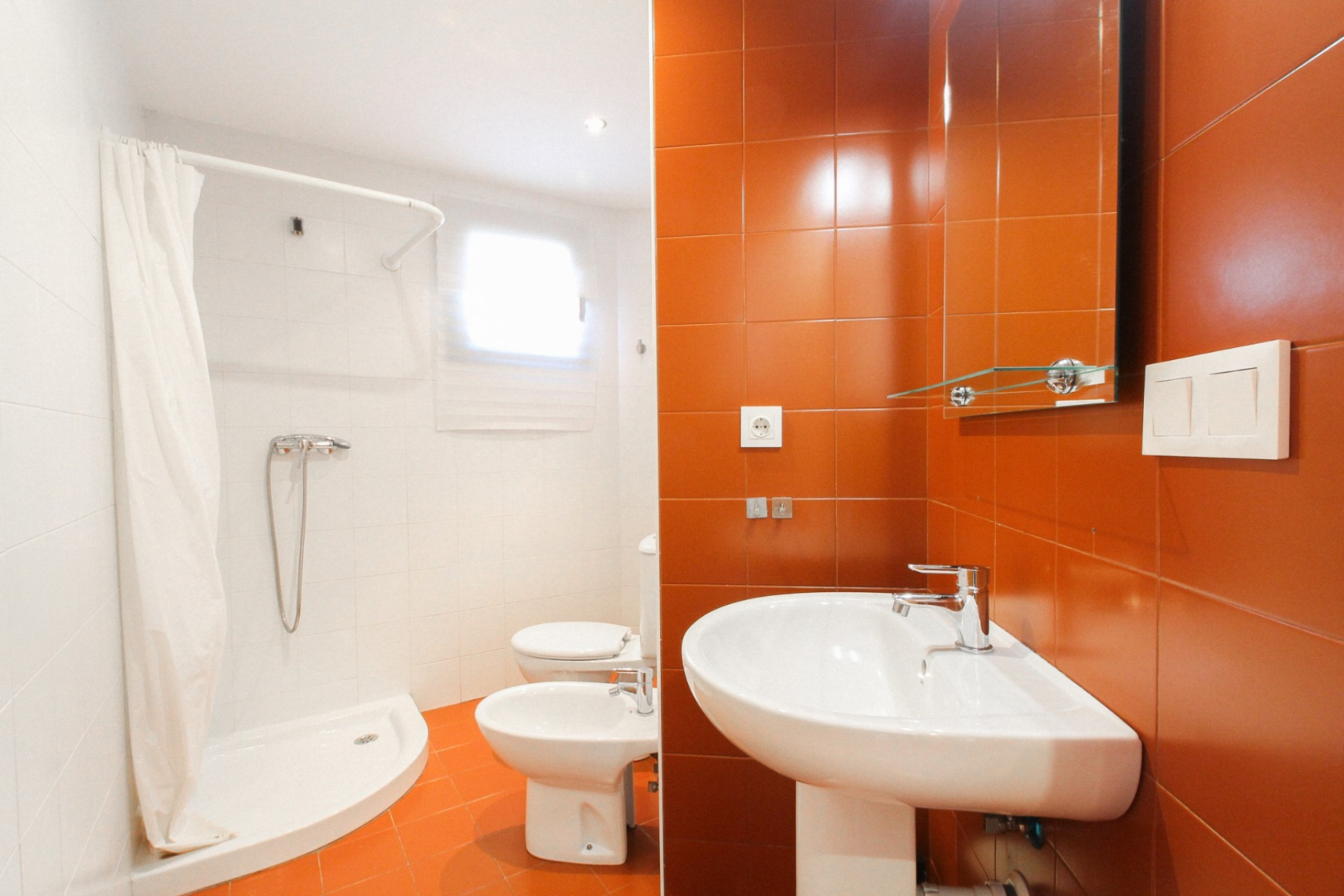 Resale - Apartment -
Alicante - Carolinas Altas