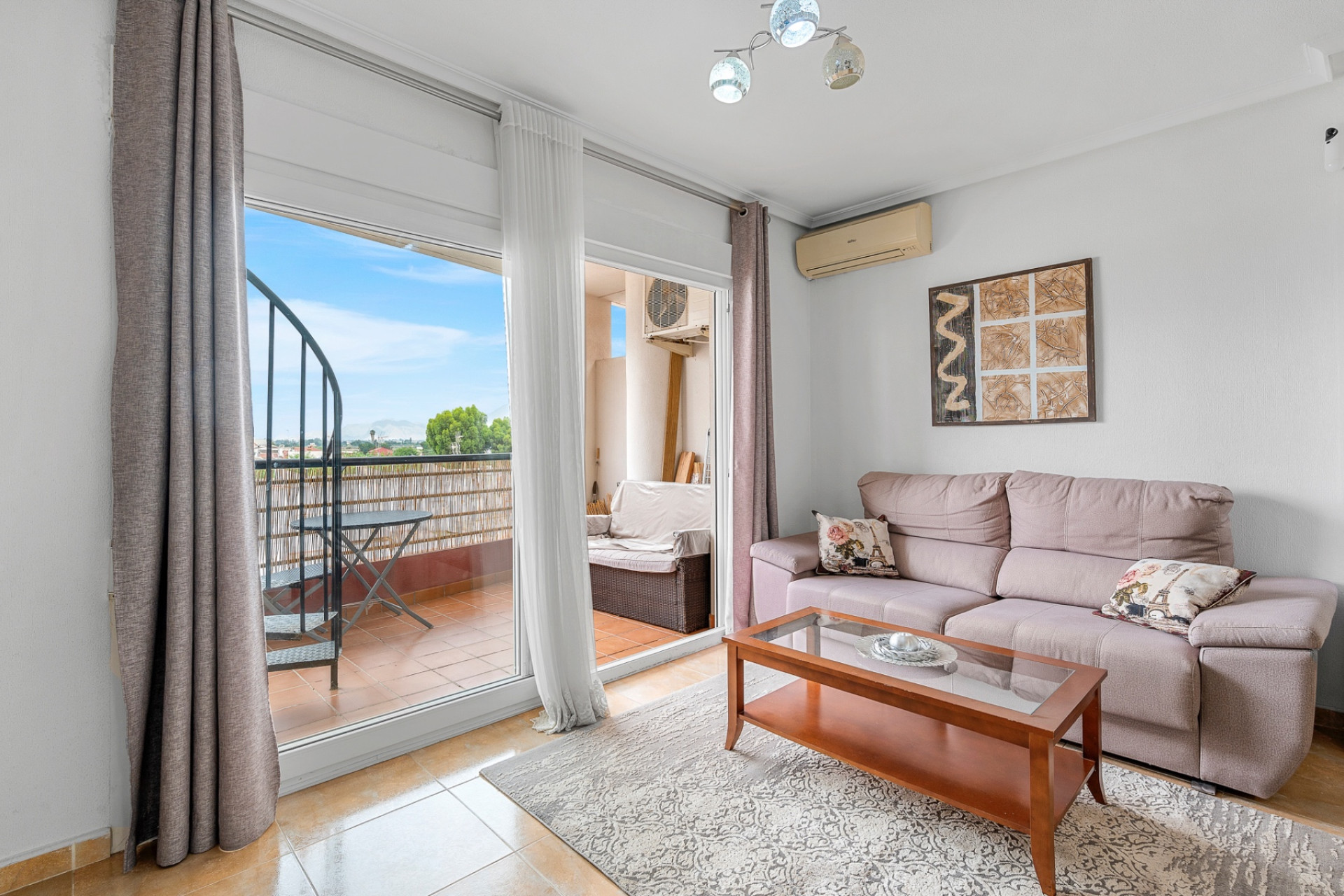 Resale - Apartment -
Almoradí