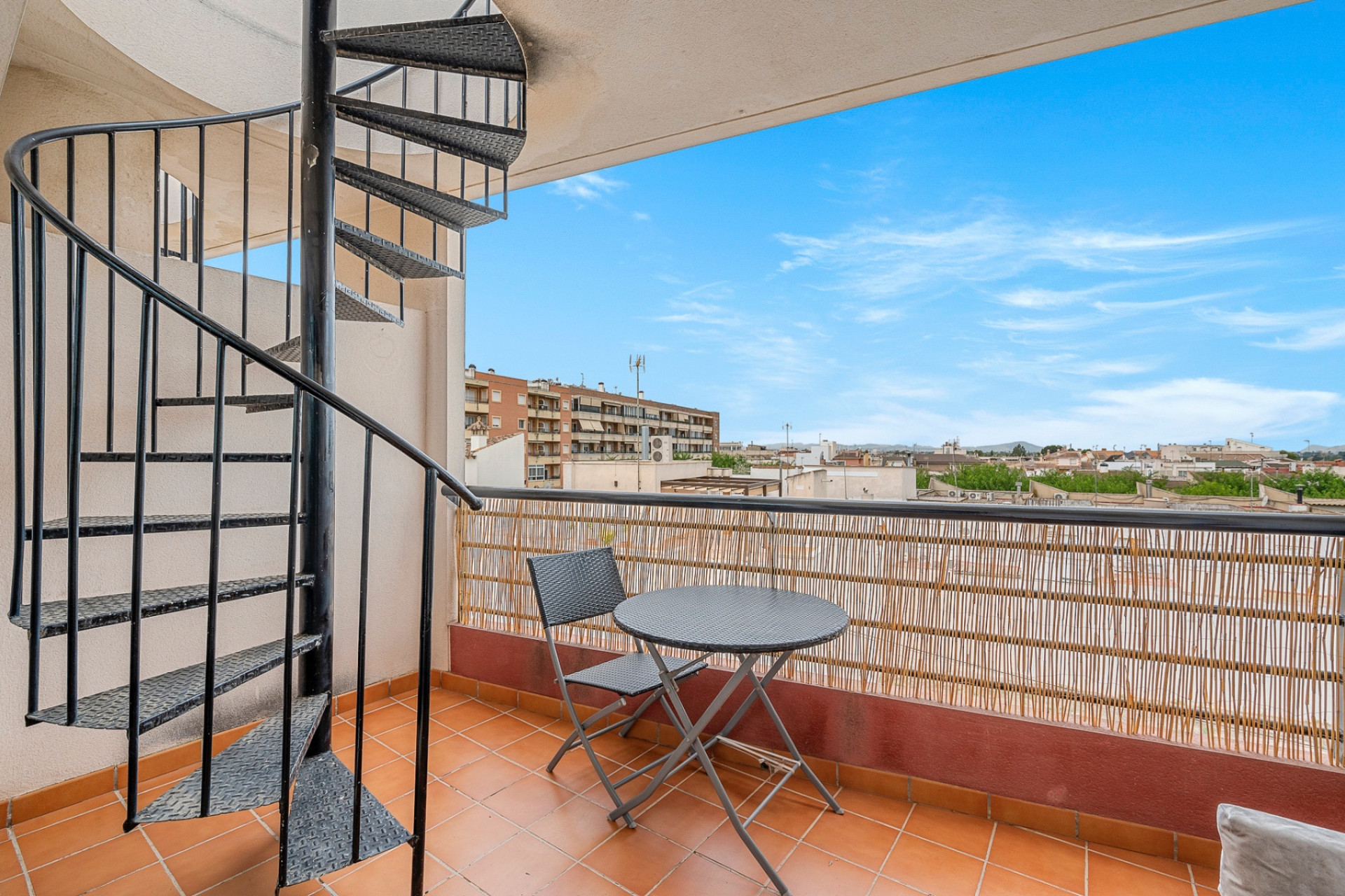 Resale - Apartment -
Almoradí