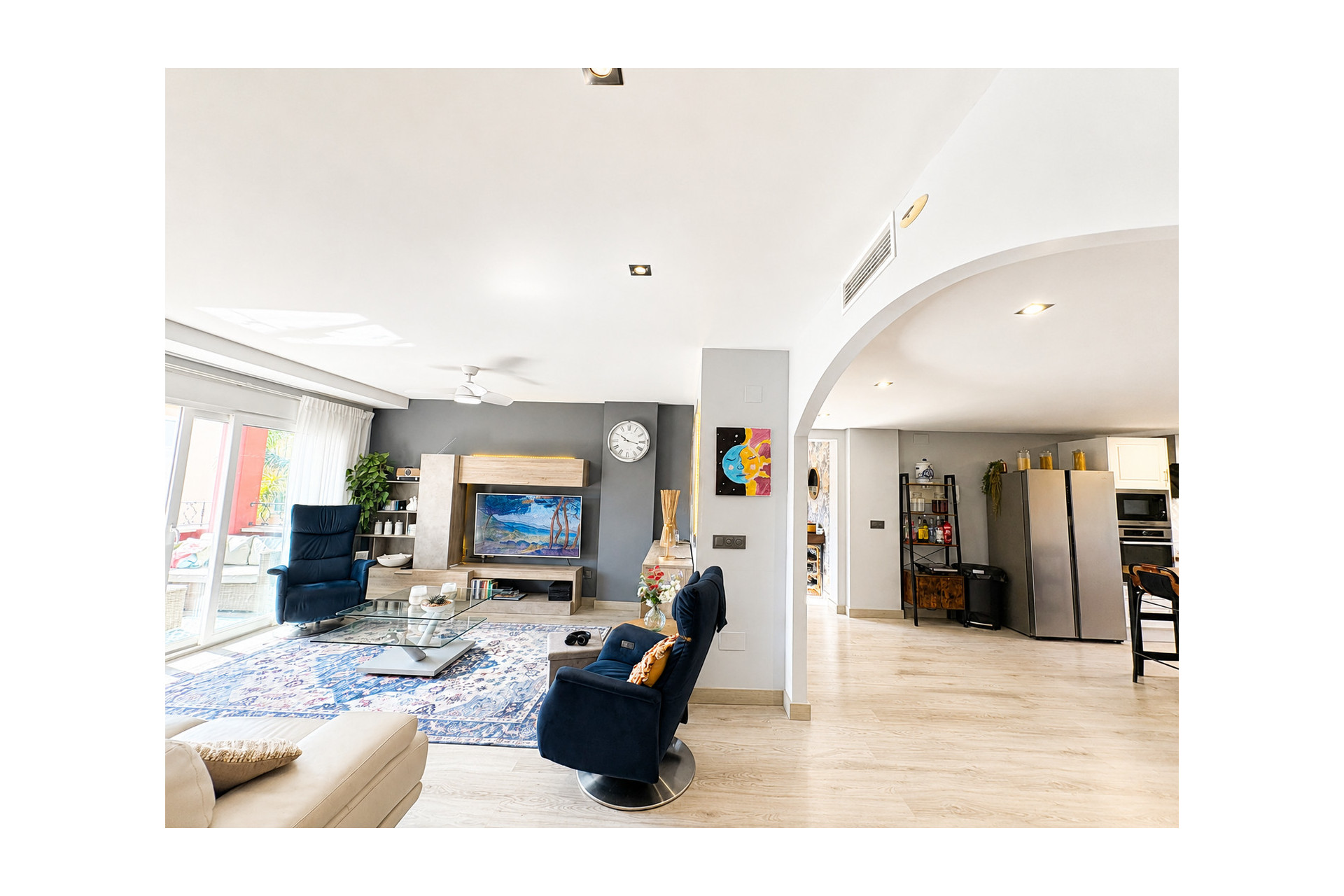 Resale - Apartment -
Altaona Golf and Country Village - Altaona Golf - Country Village