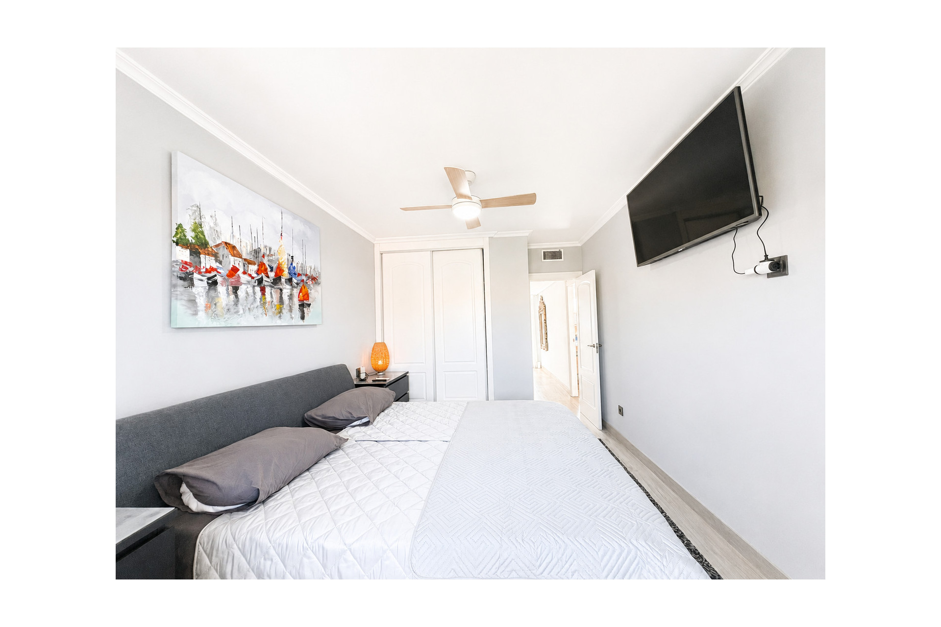 Resale - Apartment -
Altaona Golf and Country Village - Altaona Golf - Country Village