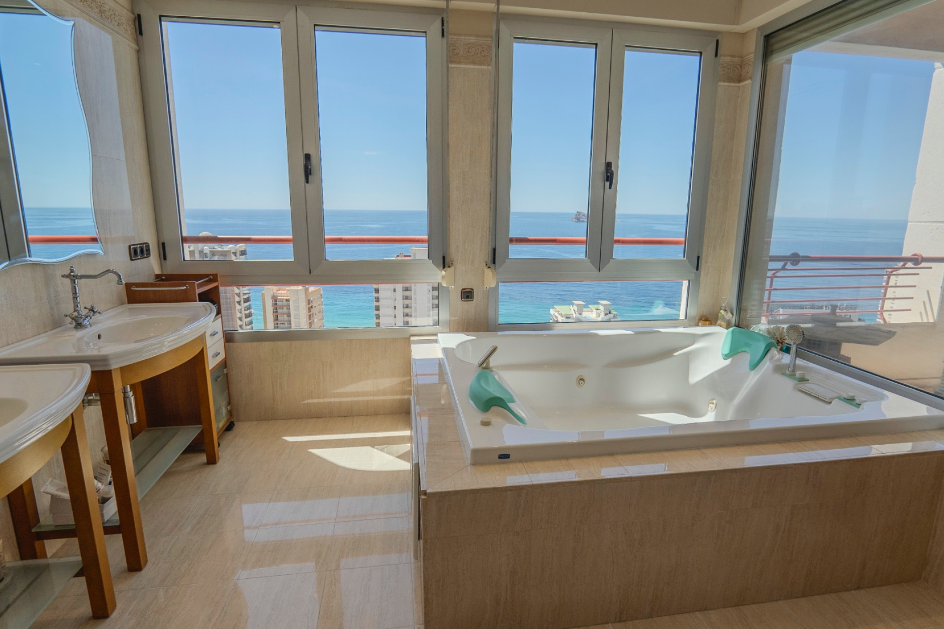 Resale - Apartment -
Benidorm - Coblanca