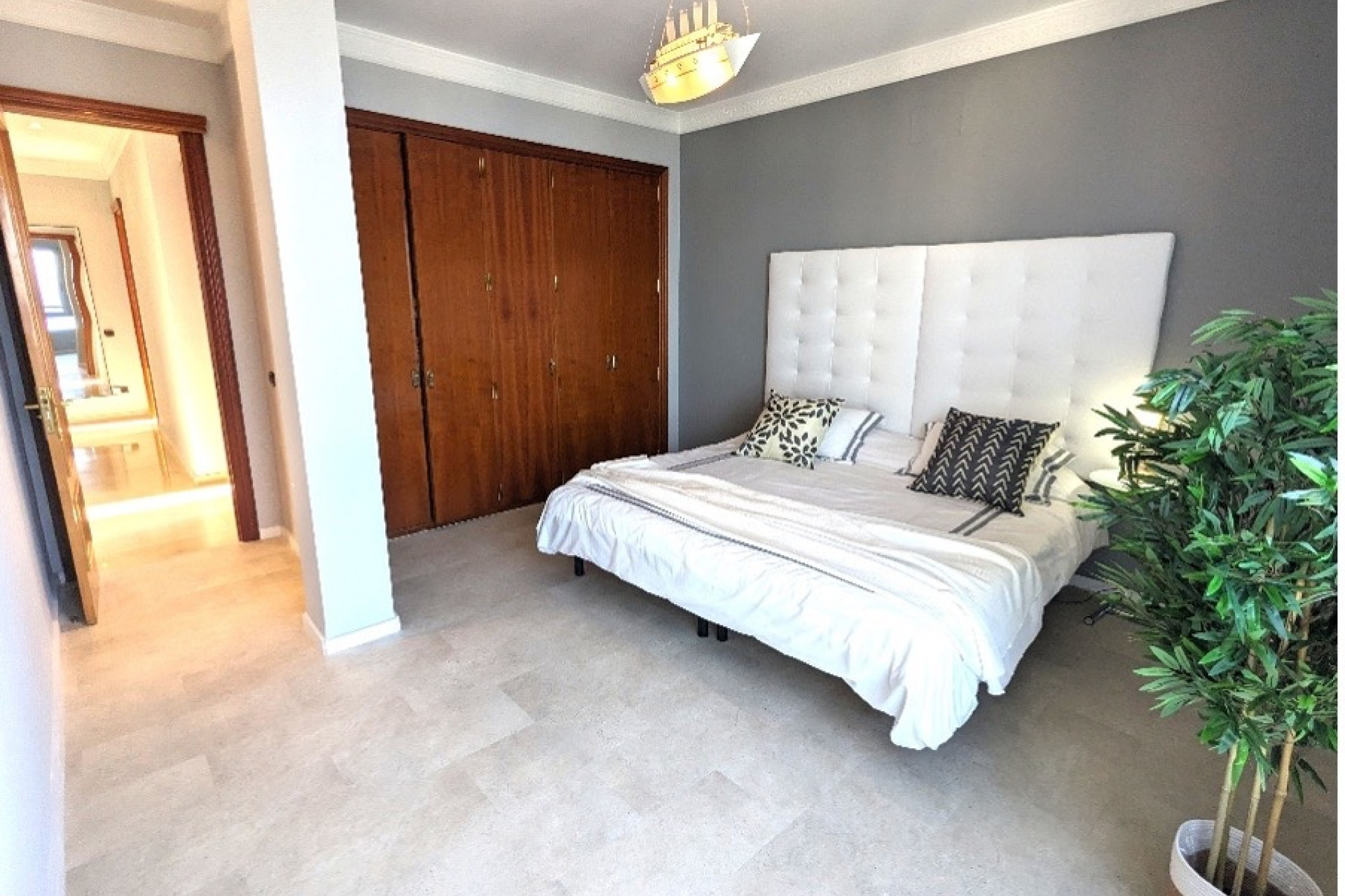 Resale - Apartment -
Benidorm