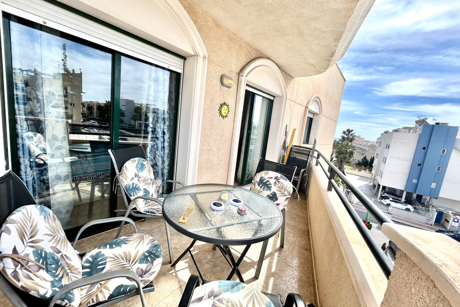 Resale - Apartment -
Cabo Roig