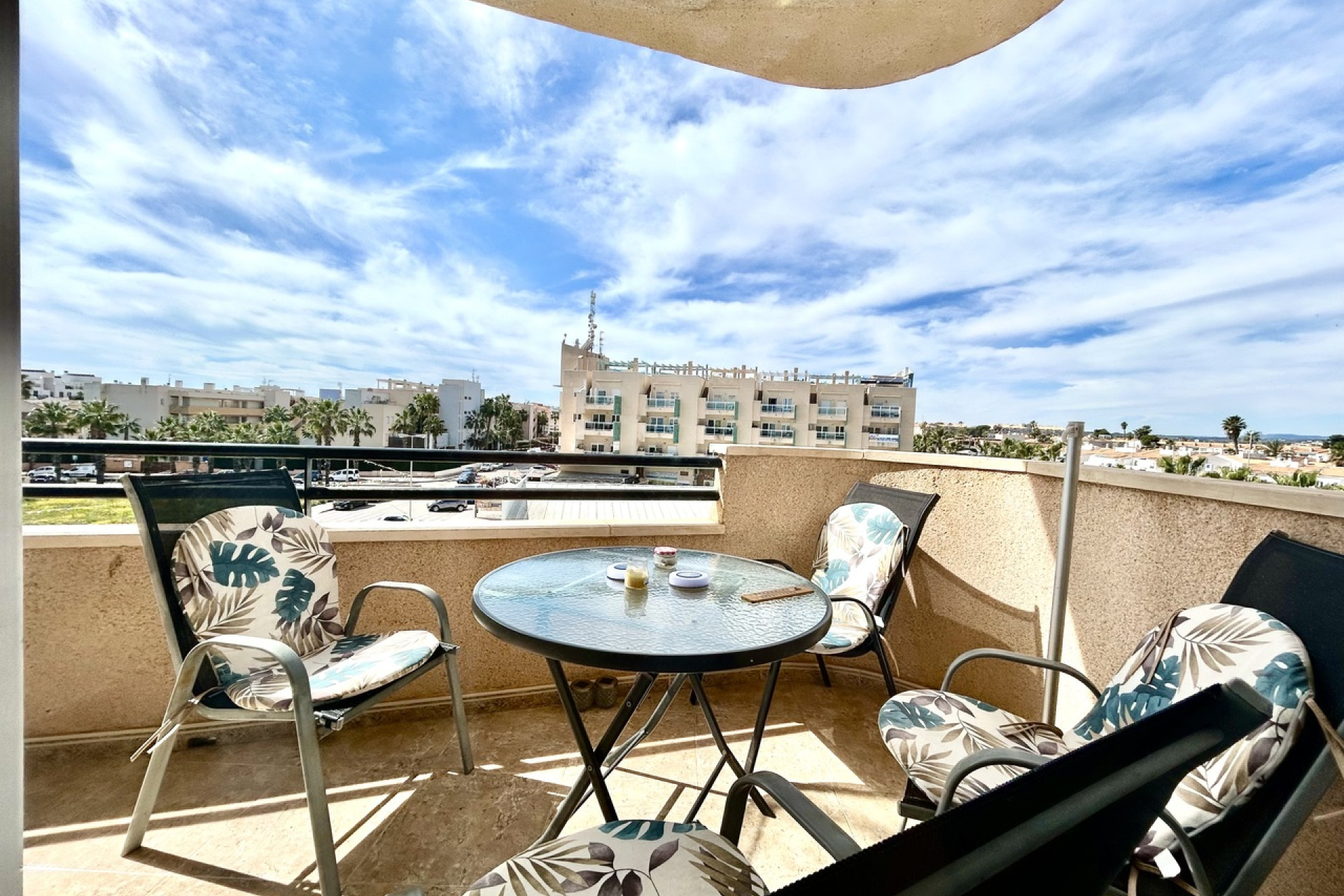 Resale - Apartment -
Cabo Roig