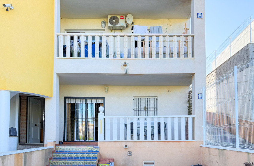 Resale - Apartment -
Cabo Roig