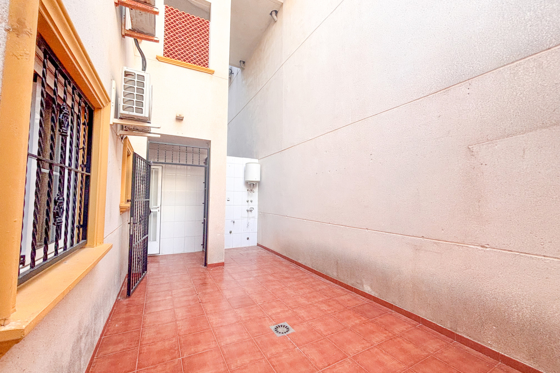 Resale - Apartment -
Cabo Roig