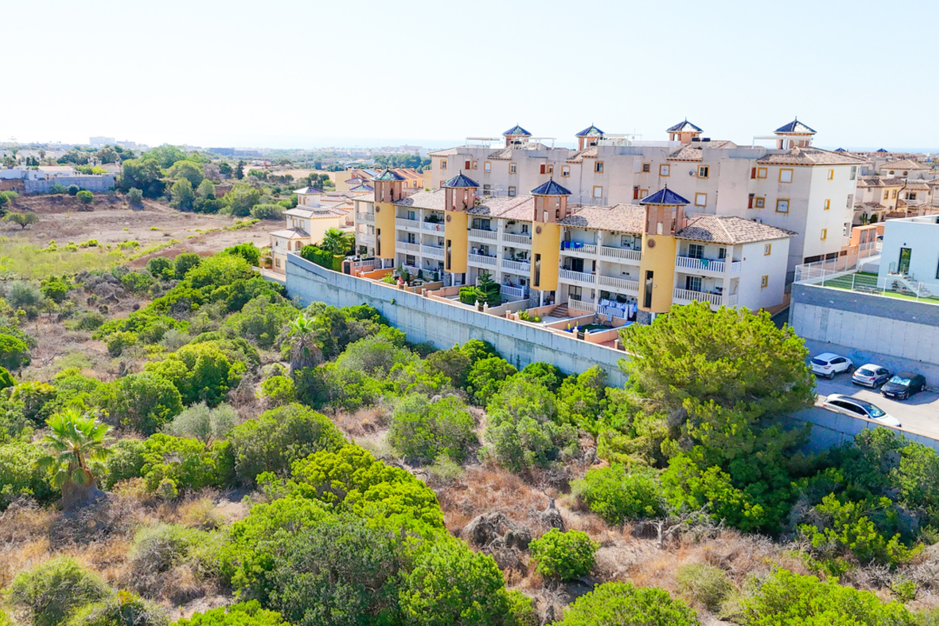 Resale - Apartment -
Cabo Roig