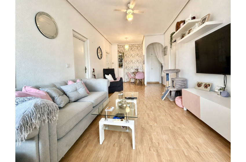 Resale - Apartment -
Cabo Roig