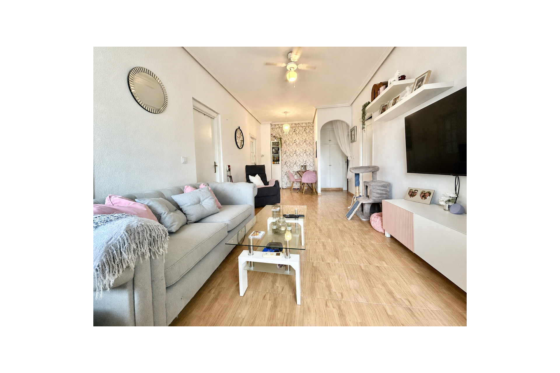 Resale - Apartment -
Cabo Roig