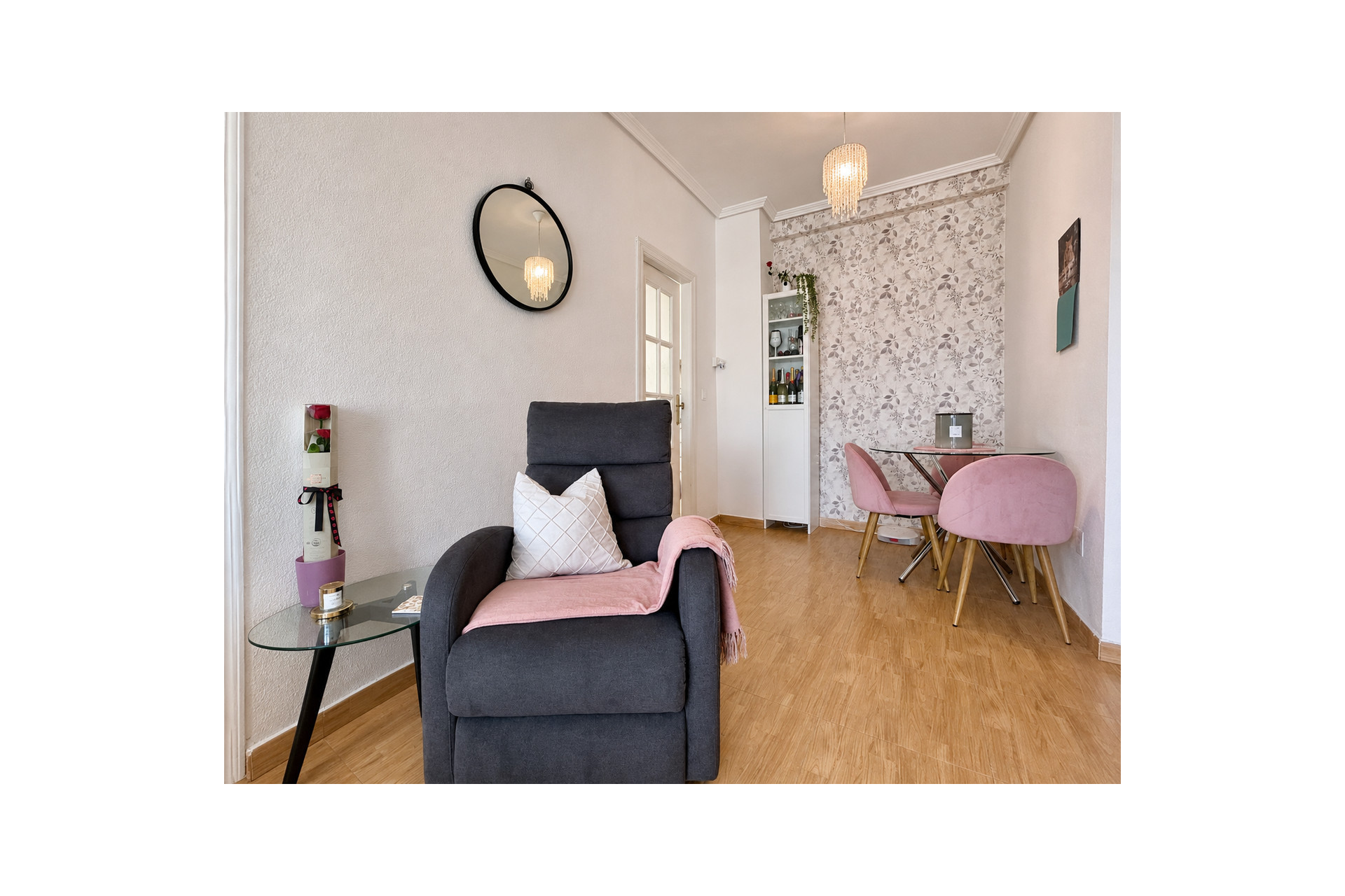 Resale - Apartment -
Cabo Roig