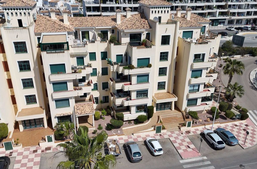 Resale - Apartment -
Campoamor - Campoamor R-5