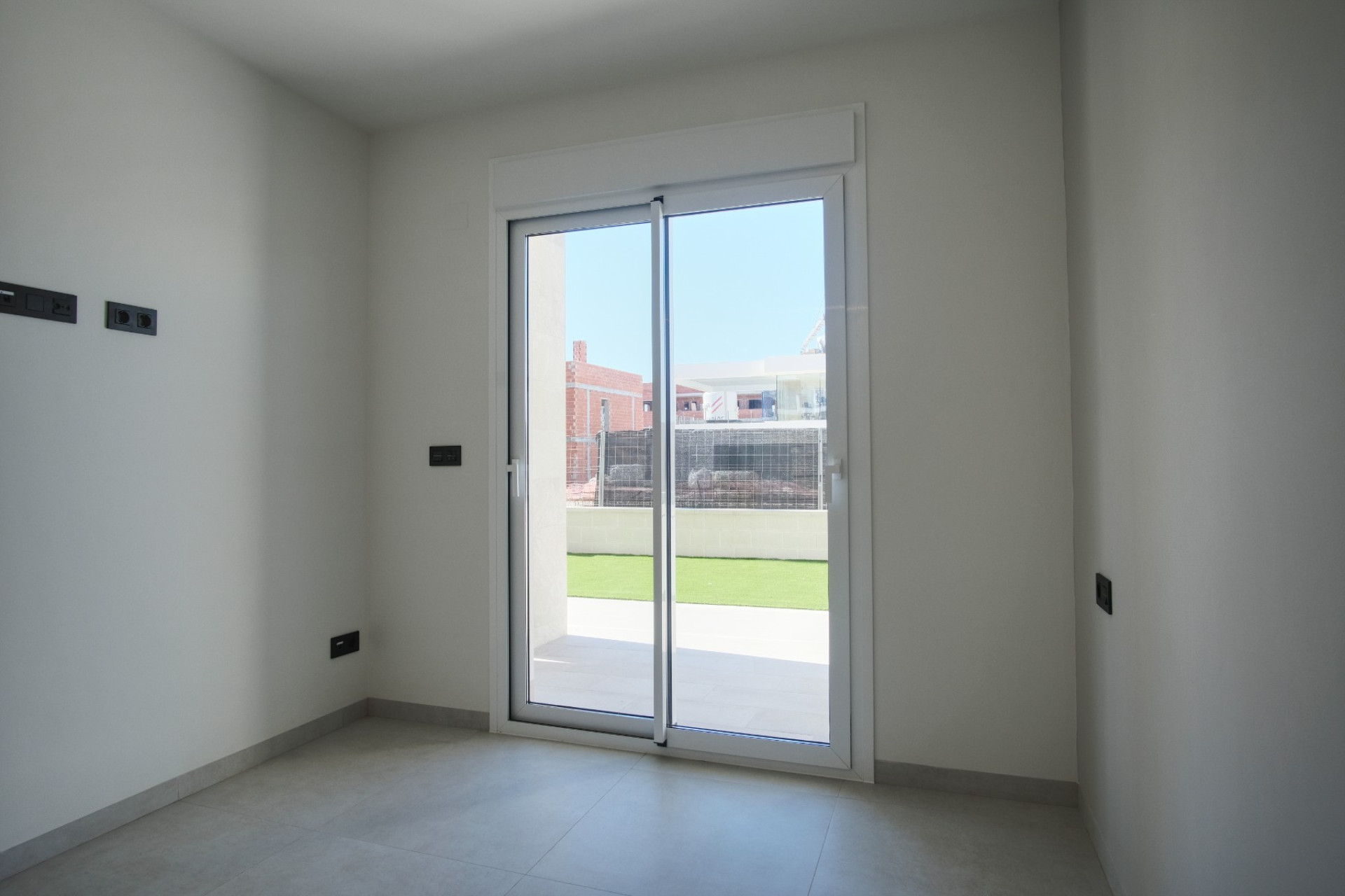 Resale - Apartment -
Guardamar del Segura - El Raso