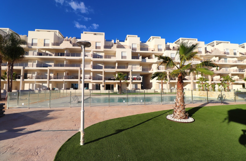 Resale - Apartment -
Guardamar del Segura - El Raso
