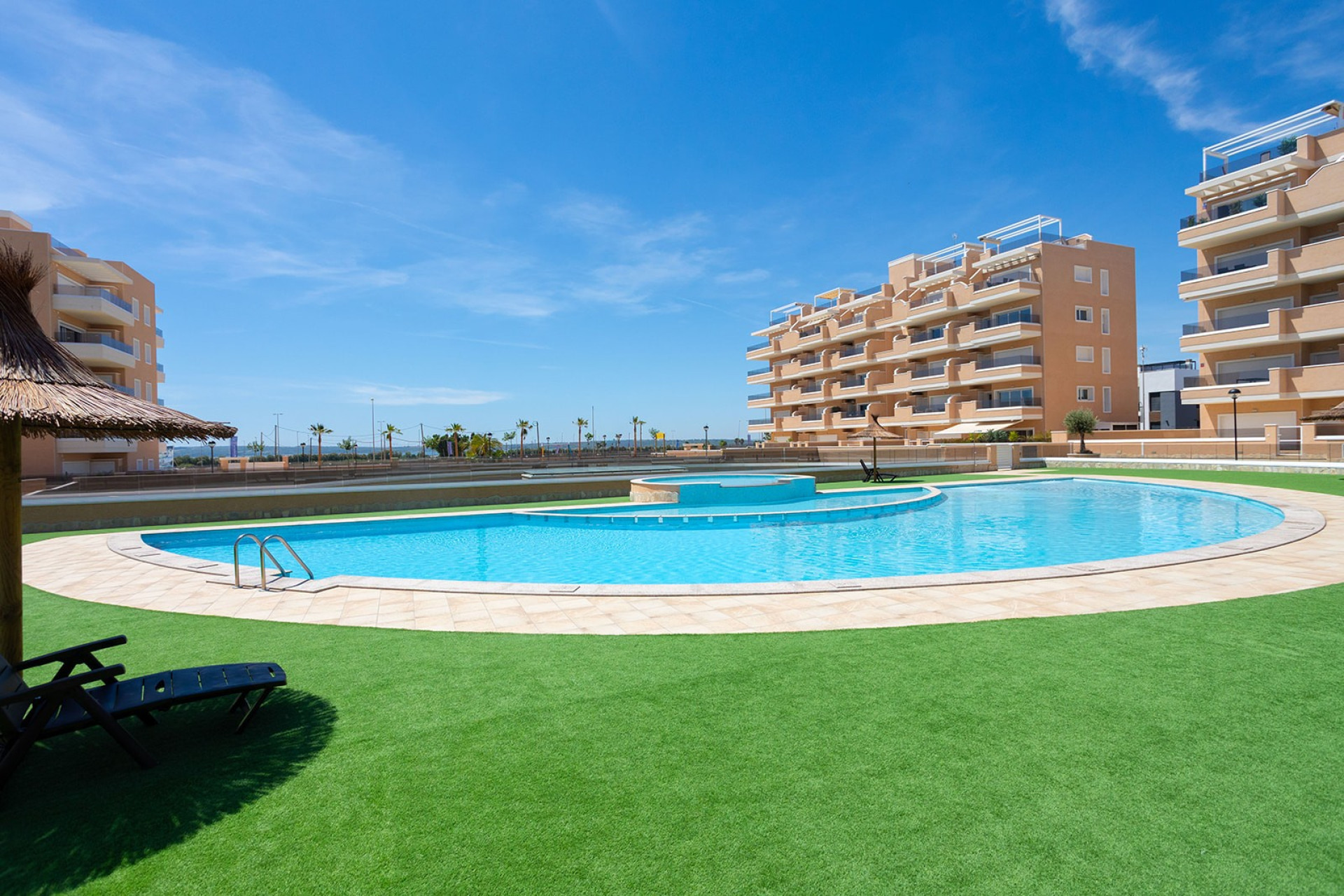 Resale - Apartment -
Guardamar del Segura - El Raso