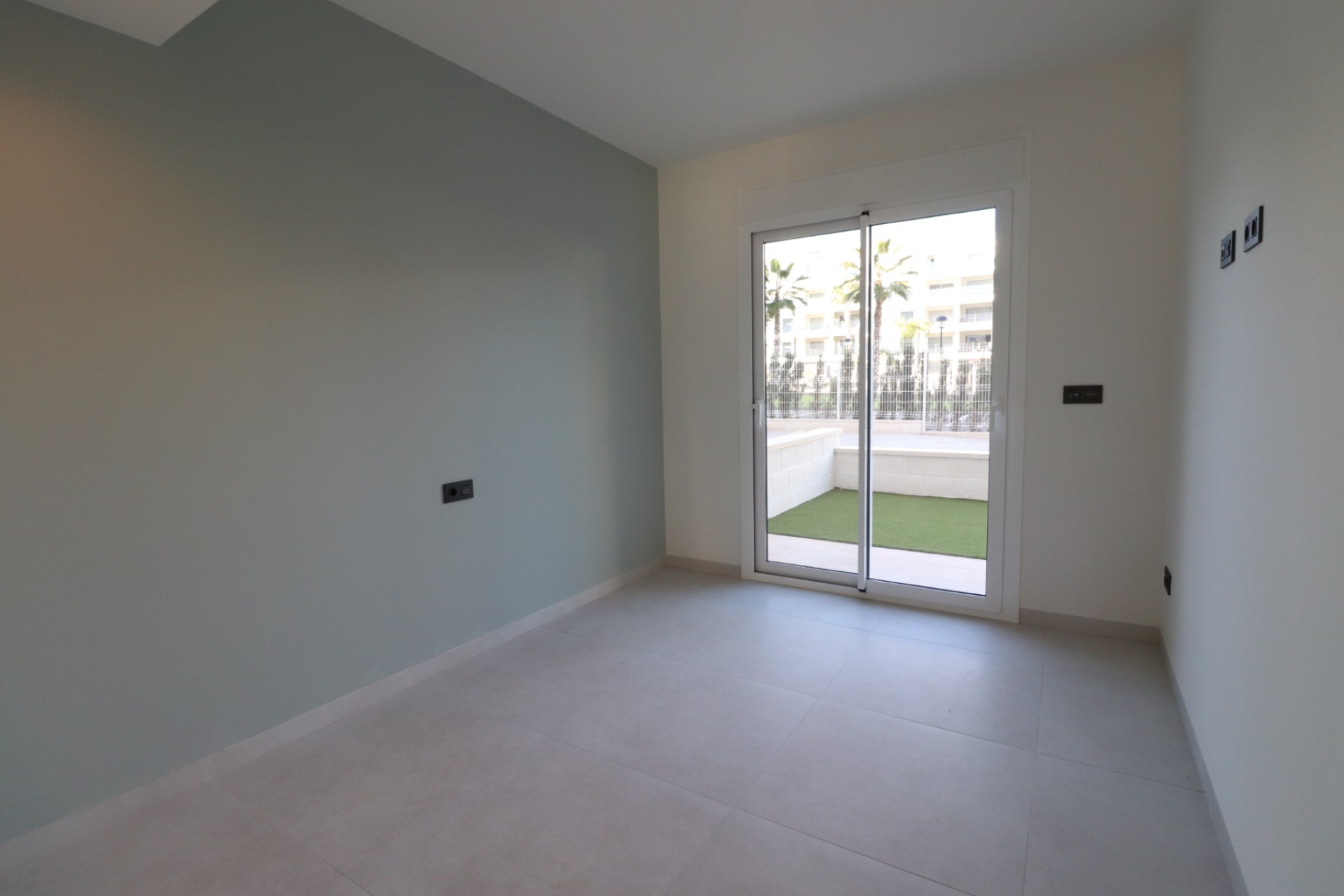 Resale - Apartment -
Guardamar del Segura - El Raso