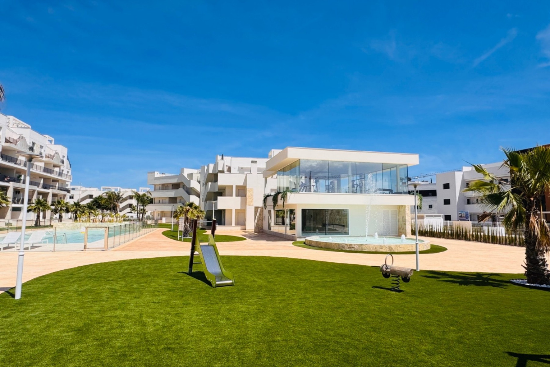 Resale - Apartment -
Guardamar del Segura - El Raso
