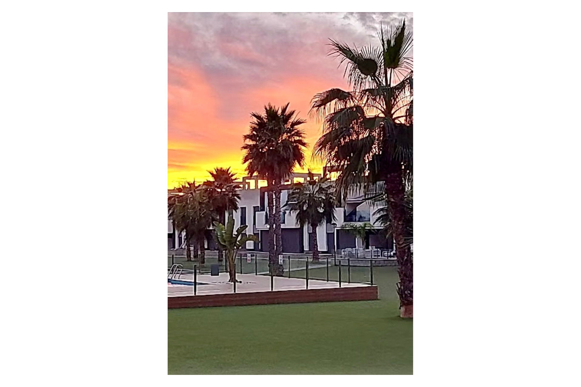 Resale - Apartment -
Guardamar del Segura - Guardamar - El Raso