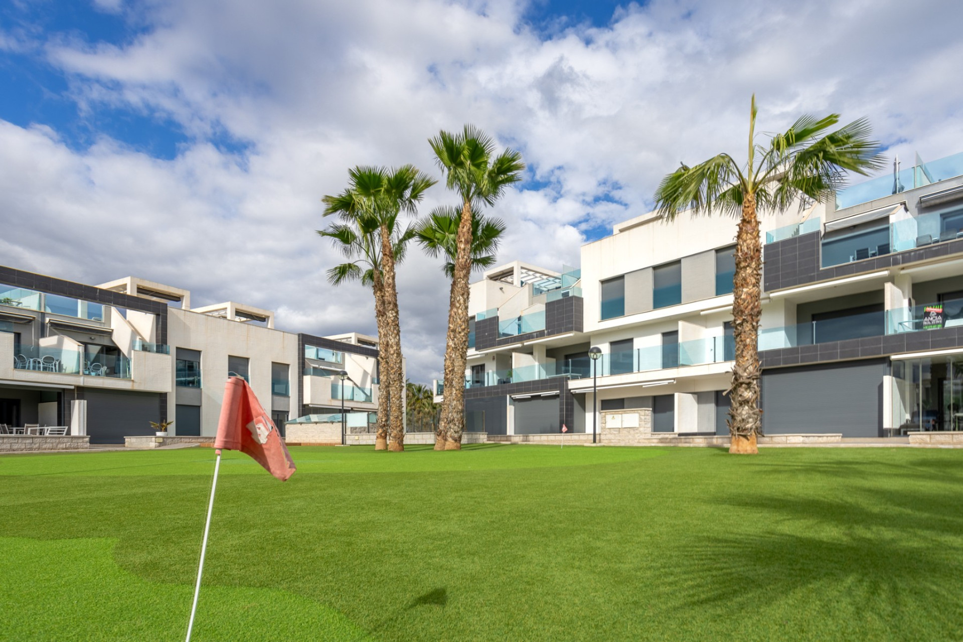 Resale - Apartment -
Guardamar del Segura - Guardamar - El Raso