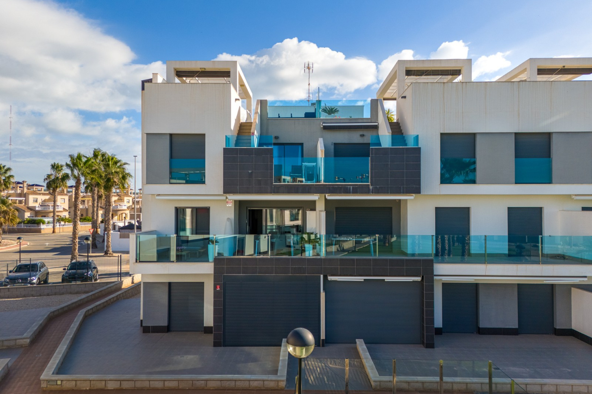 Resale - Apartment -
Guardamar del Segura - Guardamar - El Raso