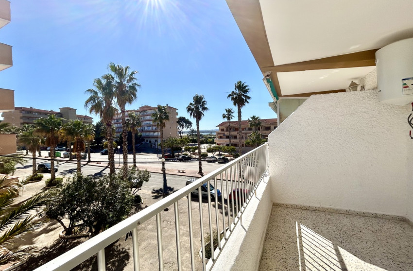 Resale - Apartment -
Guardamar del Segura