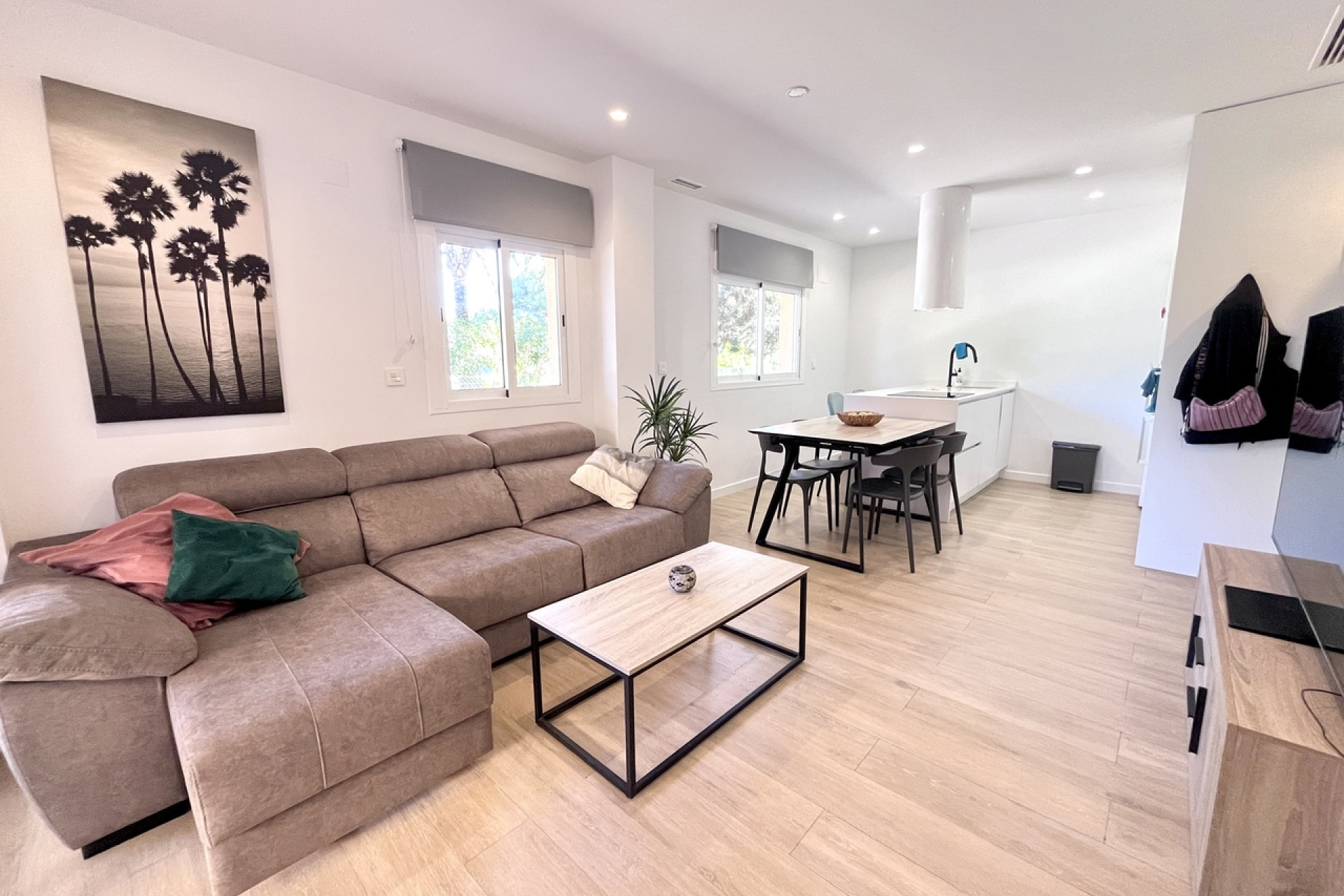 Resale - Apartment -
La Mata