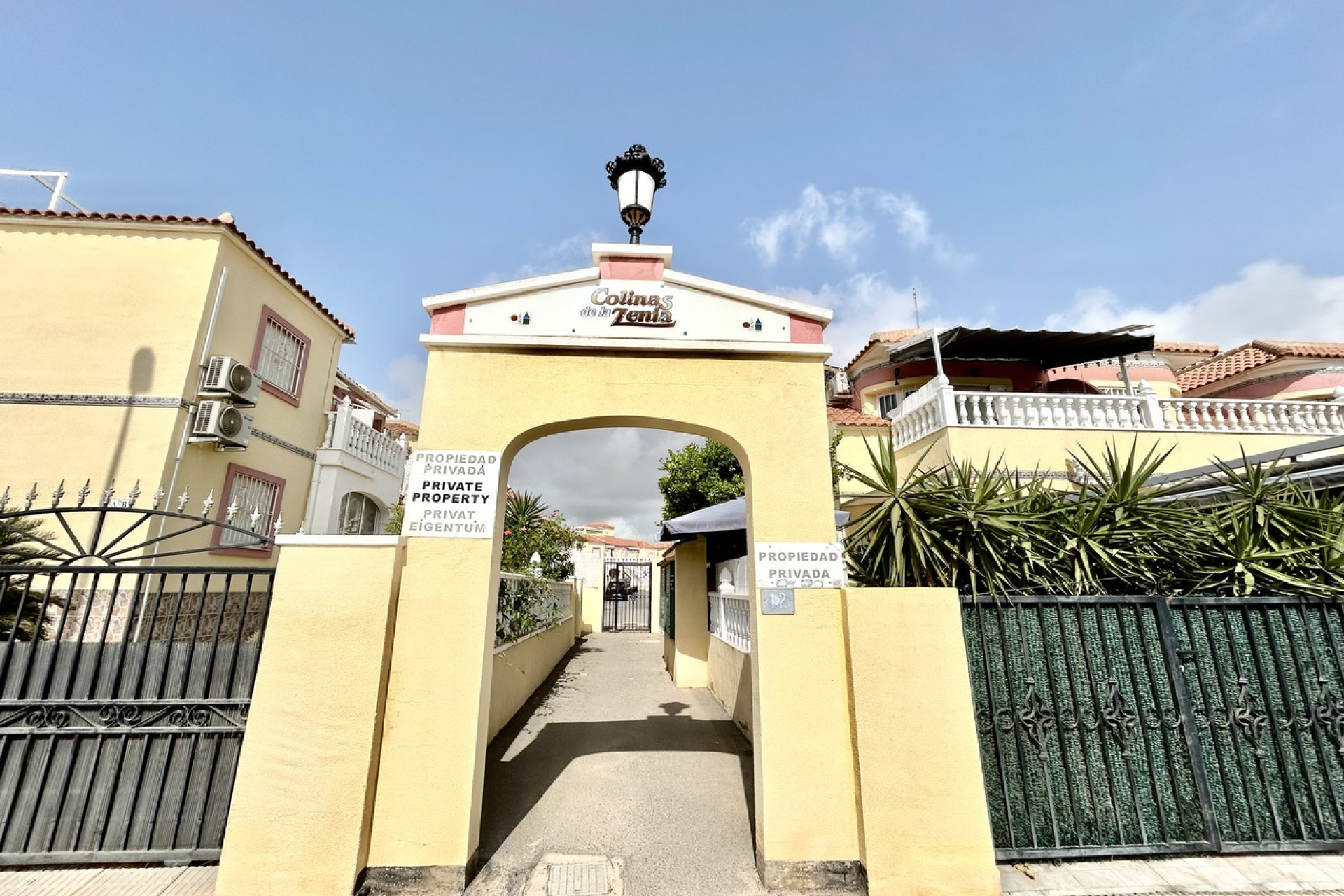 Resale - Apartment -
La Zenia