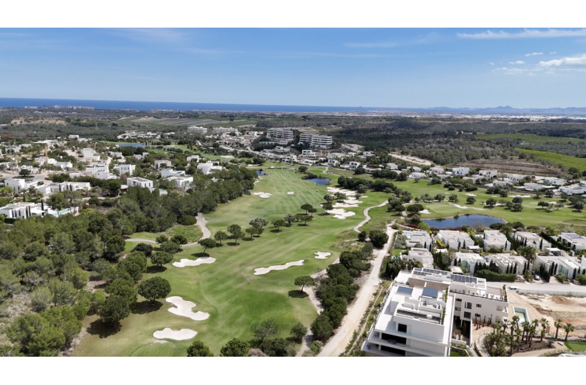 Resale - Apartment -
Las Colinas Golf Resort