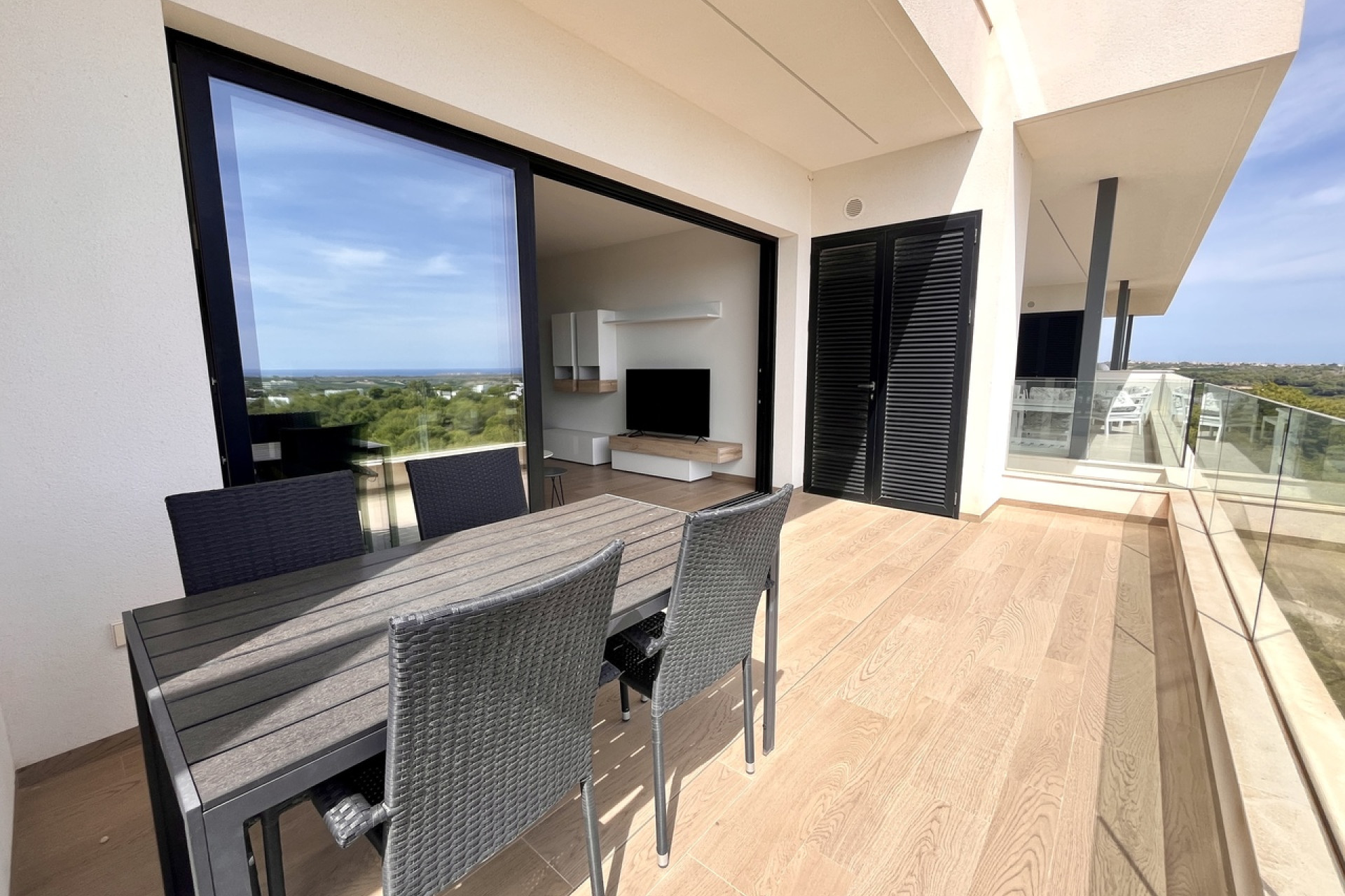 Resale - Apartment -
Las Colinas Golf Resort